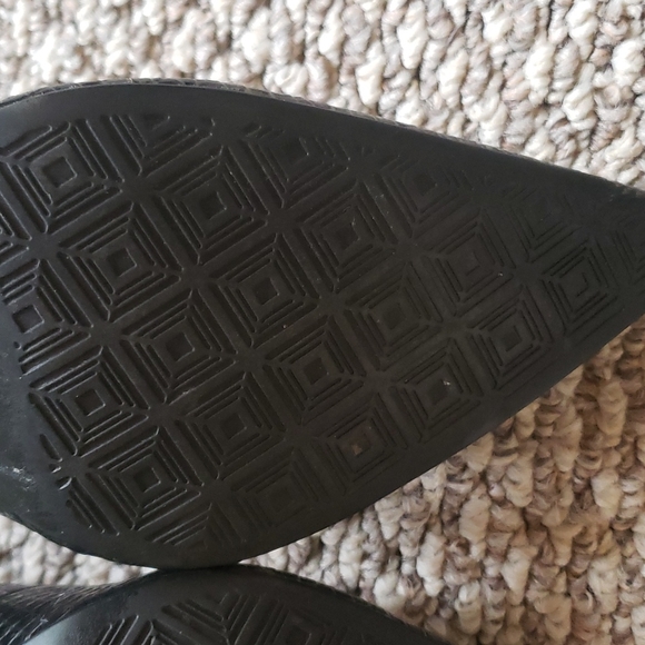 Womens Size 10M Kenneth Cole Reaction Shoes - Picture 4 of 4